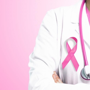 بررسی عوامل خطر ابتلا به سرطان پستان